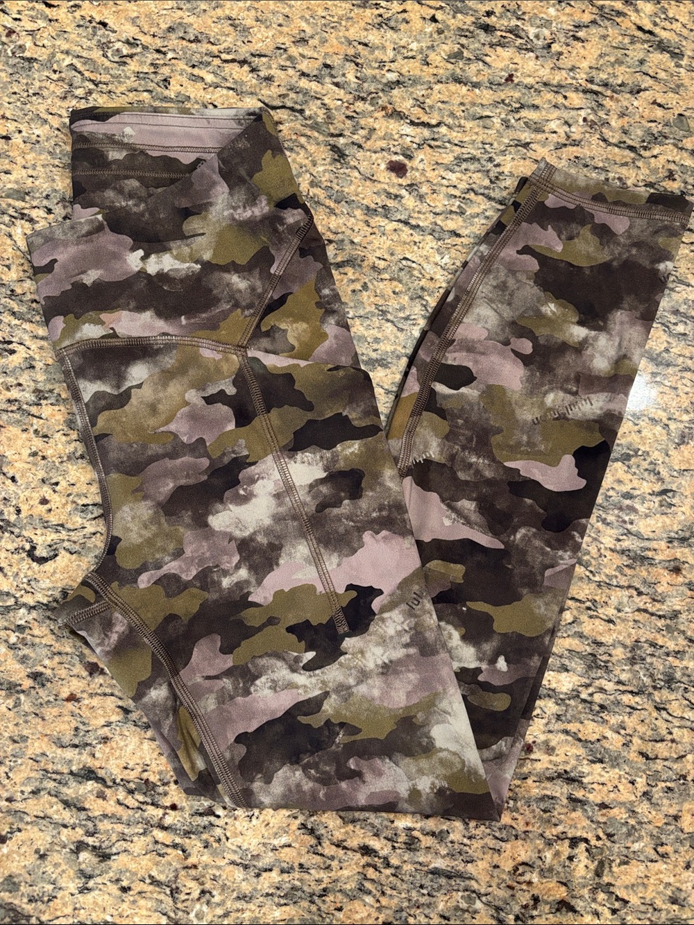 lululemon Wunder Train High Rise Tight 25” Leggings | Size 4 | Heritage 365 Camo